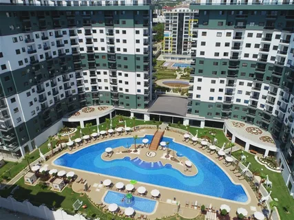 Уникальная квартира 1+1 в комплексе концепцией 5 - ти звездочного отеля в районе Махмутлара